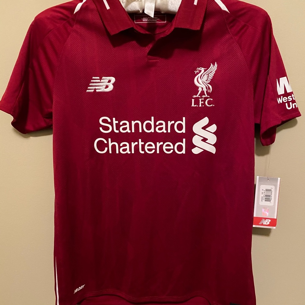 Liverpool Football Jersey NWT Size Youth Large